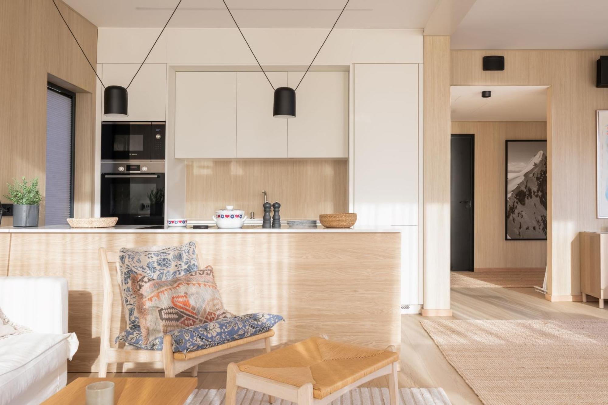 Luksushytte Med Jacuzzi, Summer&Winter Retreat Lyngværet Εξωτερικό φωτογραφία